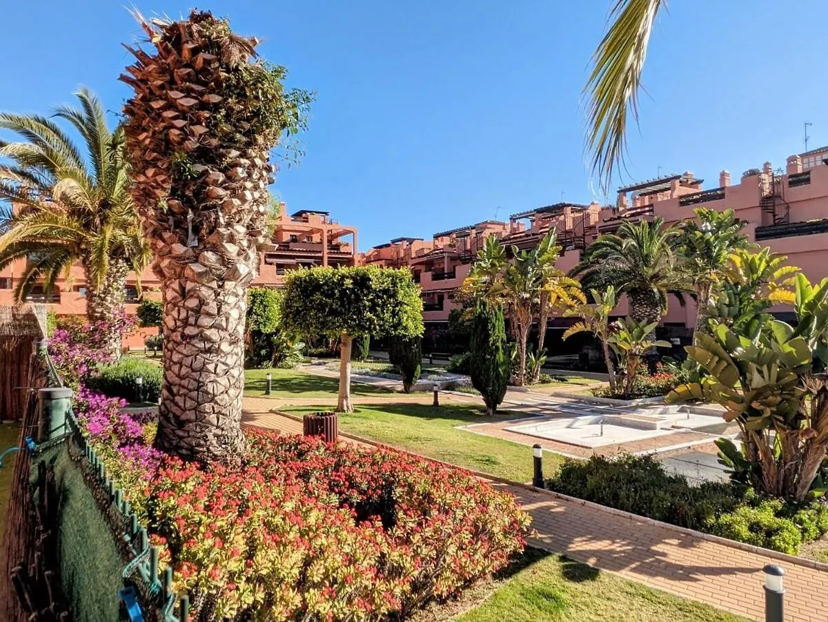 Playa Del Angel 3-Bedroom Apartment Estepona Spanyolország