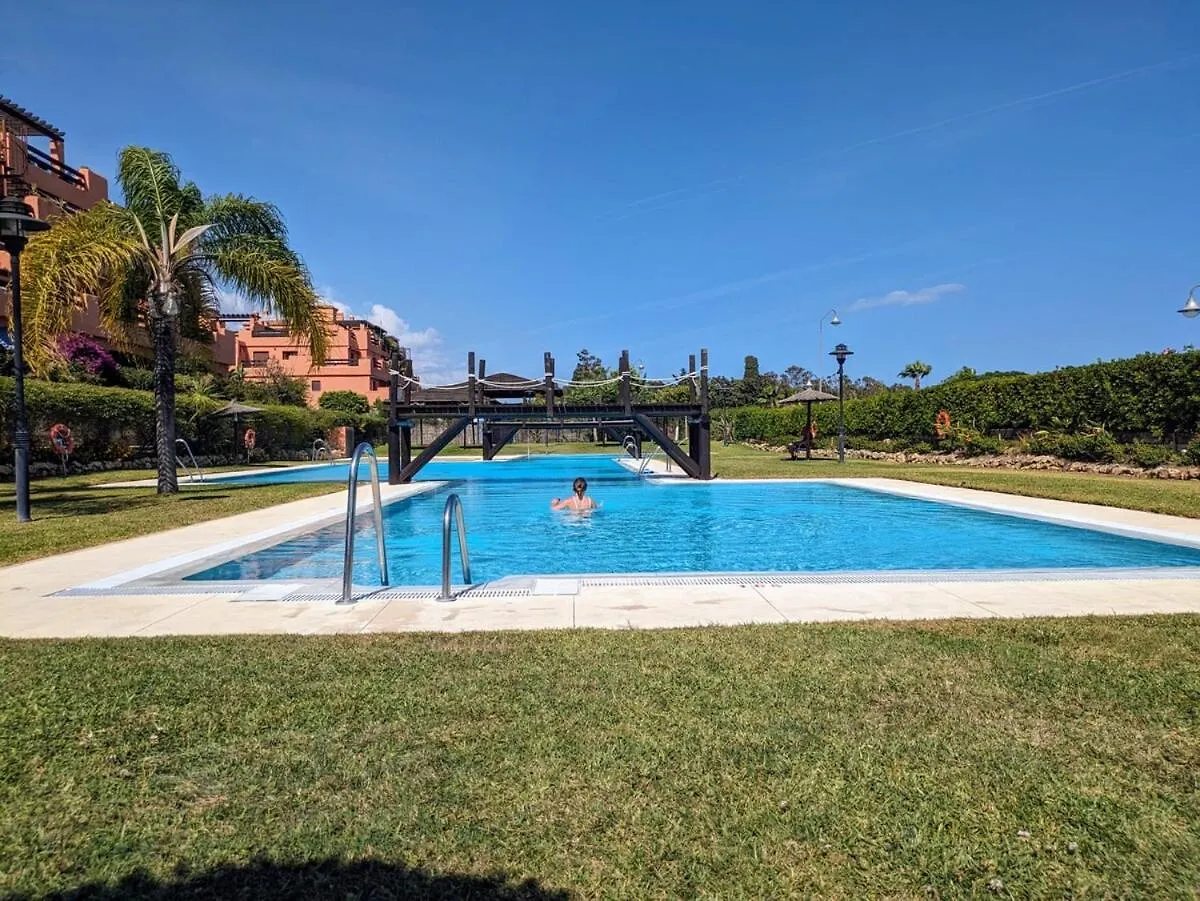 Playa Del Angel 3-Bedroom Apartment Estepona